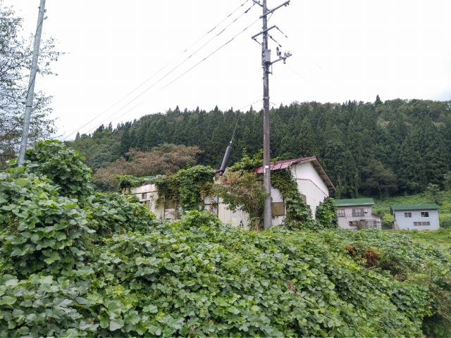 羽後病院飯沢出張診療所 背面