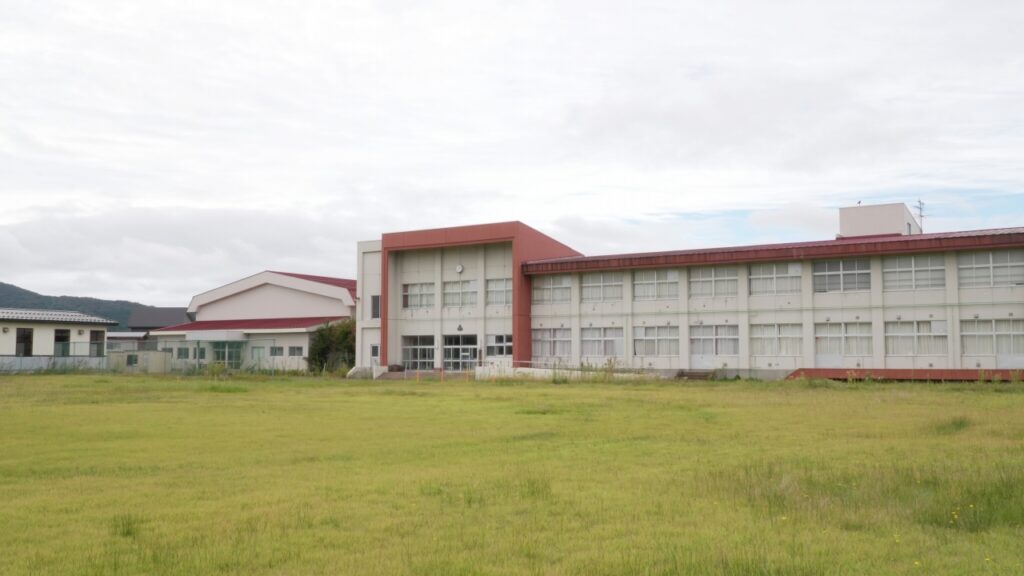男鹿市立払戸小学校 サムネイル